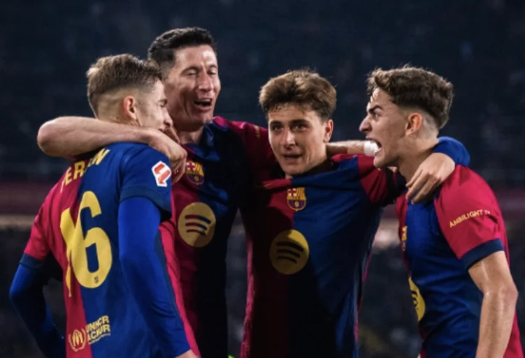 LaLiga 2025: Barcelona arrasa contra Osasuna con un 3-0