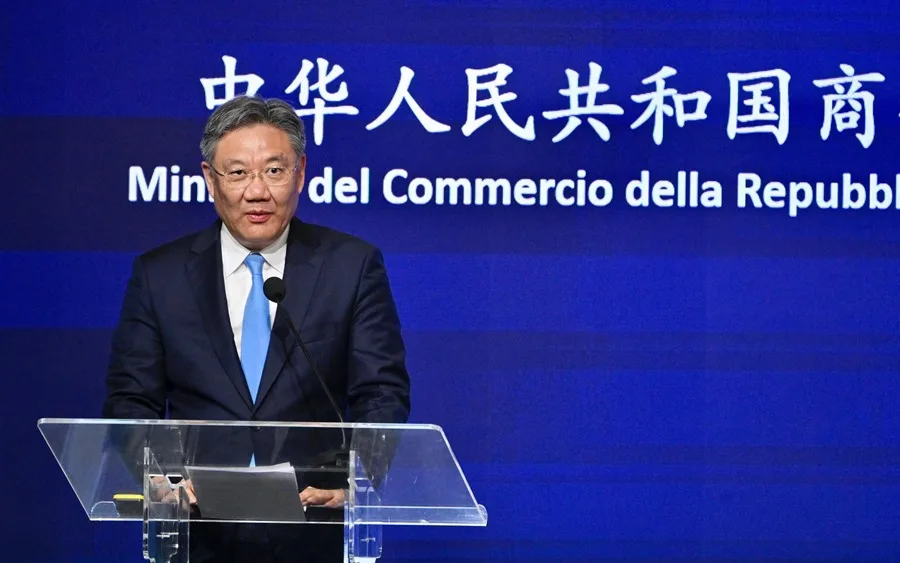 China insta a Apple a aumentar inversiones locales​
