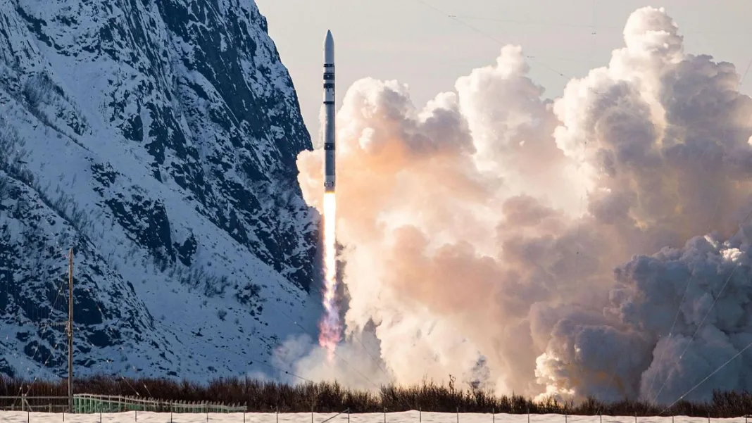 Cohete alemán se estrella tras despegue en Noruega​