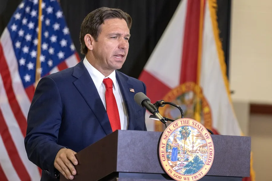 DeSantis critica la interferencia judicial en la agenda de Trump