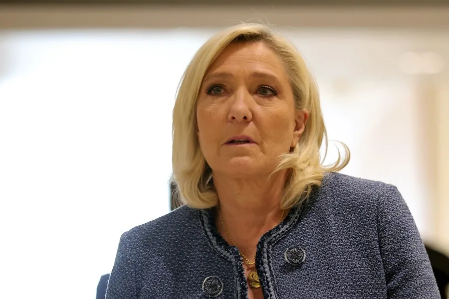 Le Pen denuncia condena de inhabilitación Cuál fue el motivo