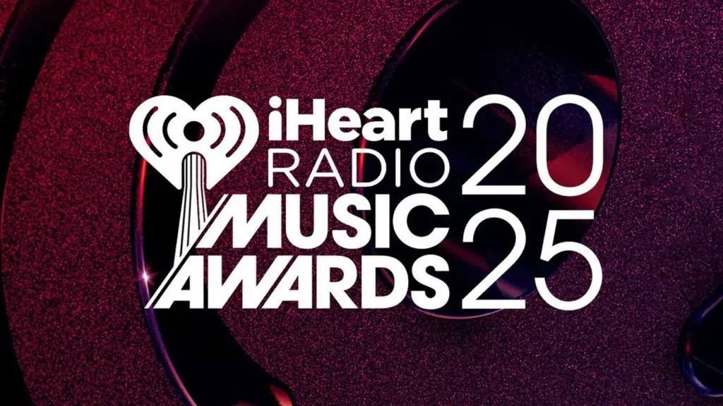 Los artistas hispanos que brillaron en los iHeartRadio Music Awards 2025