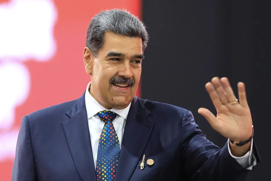 EE.UU. amenaza que sancionará al gobierno de Maduro si rechaza vuelos de deportación