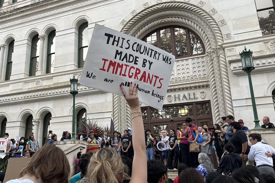 Nebraska abandona proyecto de ley proinmigrante tras amenaza federal
