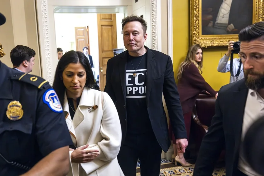 Pentágono informará a Musk sobre sus planes de guerra con China
