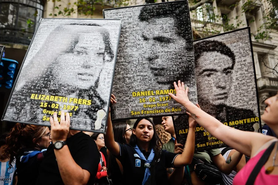 Polémica en Argentina por video negacionista de la dictadura Qué dijo el oficialismo