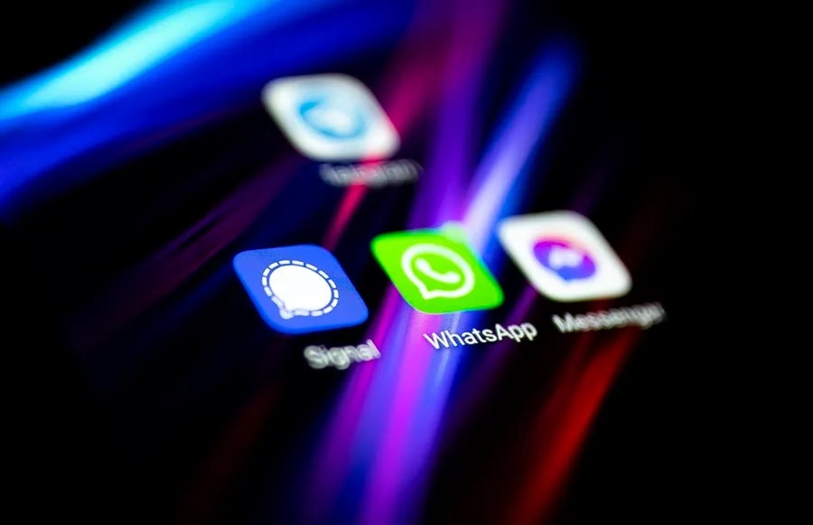 Signal, la app de mensajería 'privada' por la que el Gobierno de Trump filtró datos