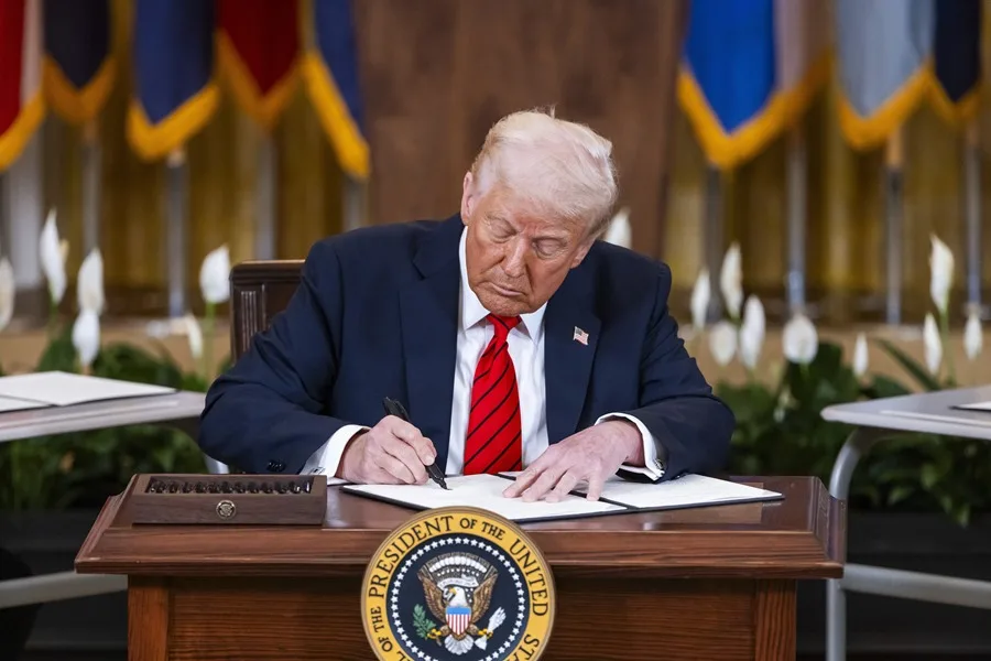 Trump busca sancionar a abogados que demanden al Gobierno Cómo afecta decisión a la migración