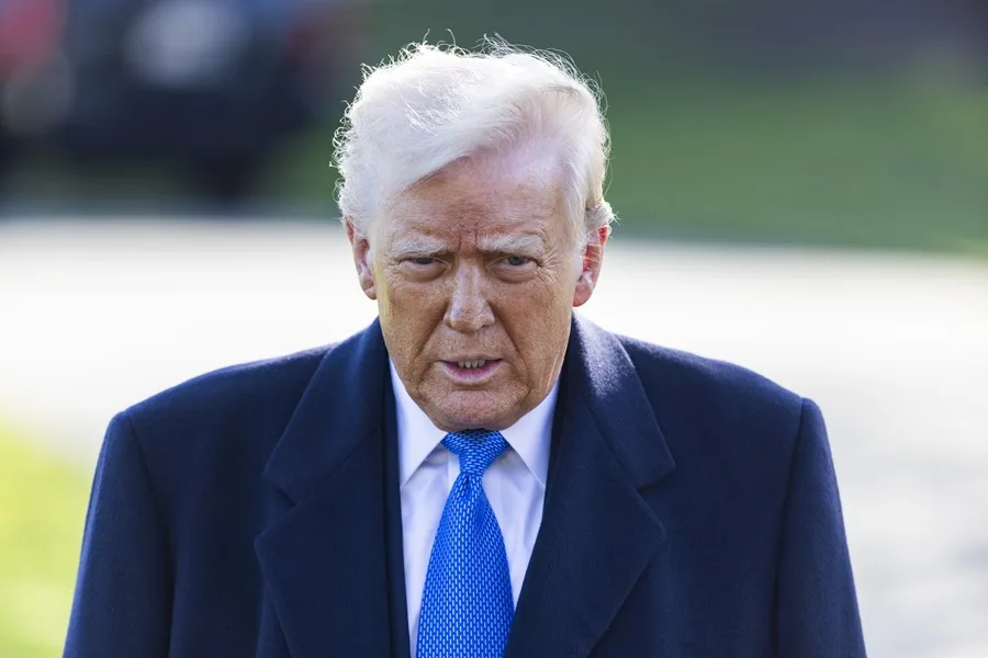 Trump revoca 'parole' a cubanos, haitianos, nicaragüenses y venezolanos