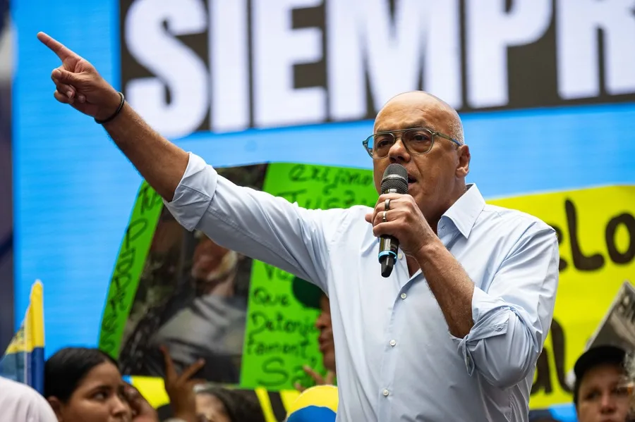 Venezuela alerta que EE.UU. bloquea vuelos de repatriación
