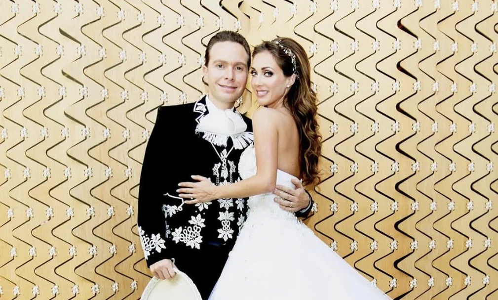 ¿Cómo Anahí y Manuel Velasco celebraron su aniversario de bodas?
