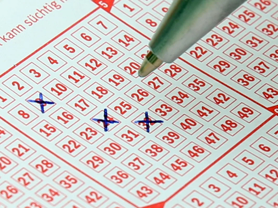 Cómo funcionan los sorteos de Mega Millions y Powerball Guía completa