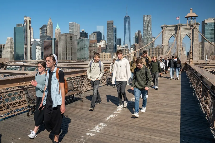 Disminuye el turismo europeo en EE.UU. por políticas migratorias de Trump