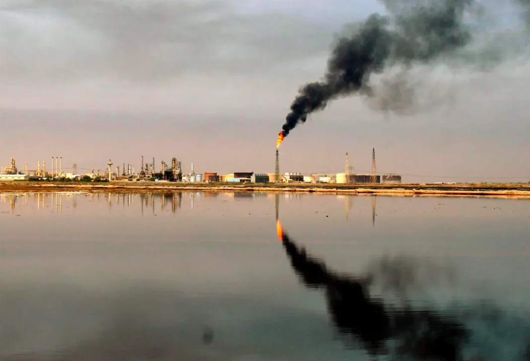 EE.UU. sanciona a refinería china acusada de compra petróleo iraní