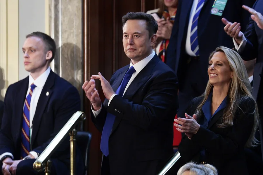Elon Musk admite enviar $2,5 millones a Ashley St. Clair
