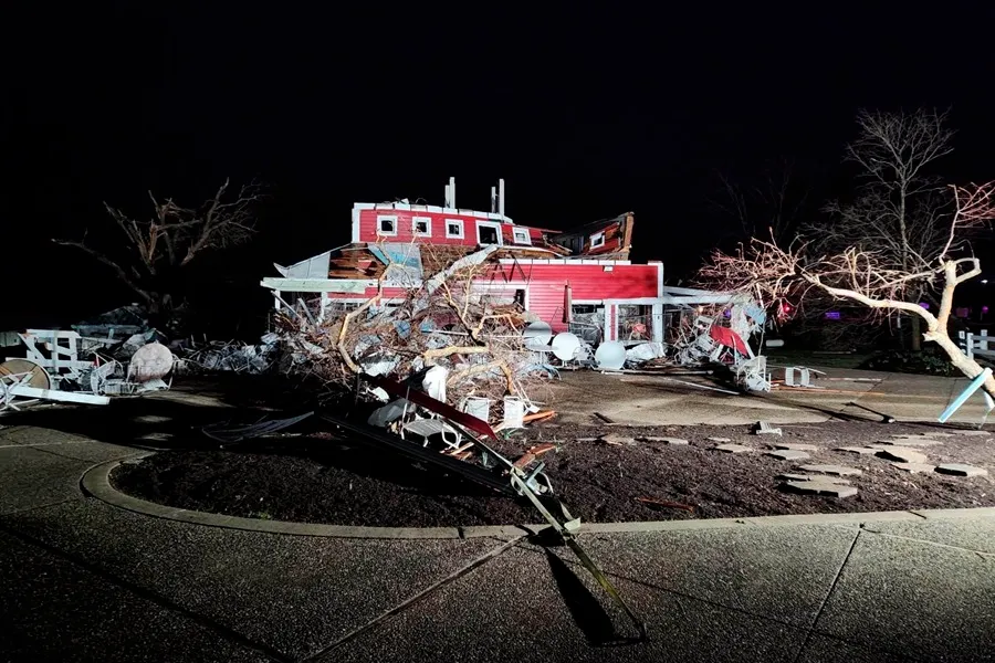 Desde Texas hasta Ohio: Inundaciones y tornados causan al menos 16 muertes