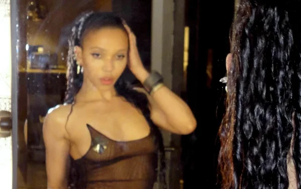FKA twigs cancela su participación en Coachella 2025