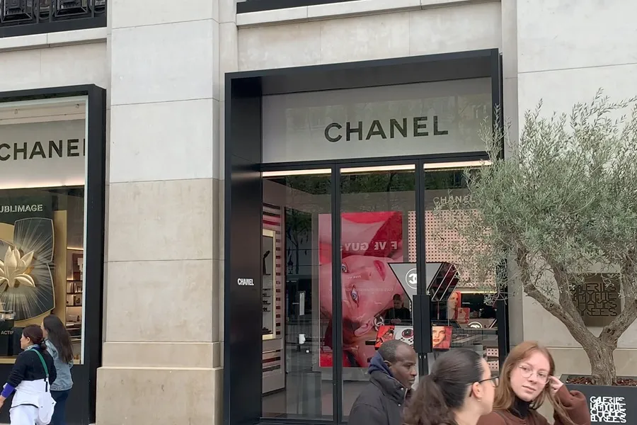 ¿Chanel y Hermès mienten? Influencers chinos exponen a marcas de lujo por aranceles