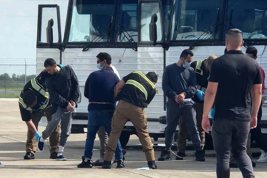 Ciudadano estadounidense arrestado por ICE en Florida es puesto en libertad