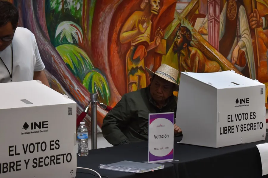 INE lanza simulador para practicar el voto en elecciones judiciales