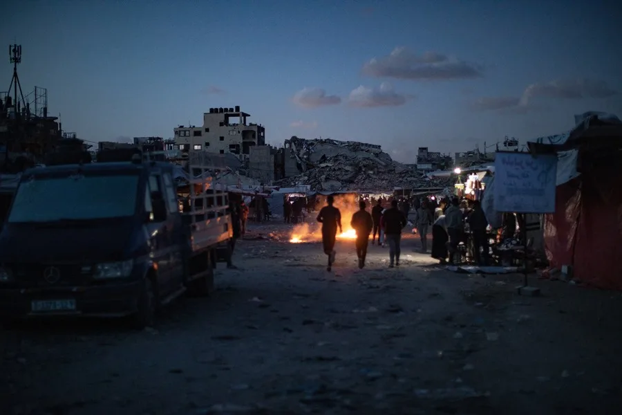 Israel bombardea Gaza y mata a una fotoperiodista