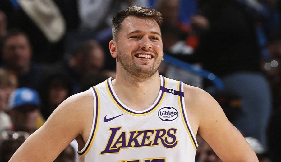 NBA: Los Lakers vencen 126-99 a los City Thunder