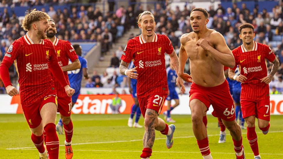 Liverpool: Alexander-Arnold anotó el gol ganador