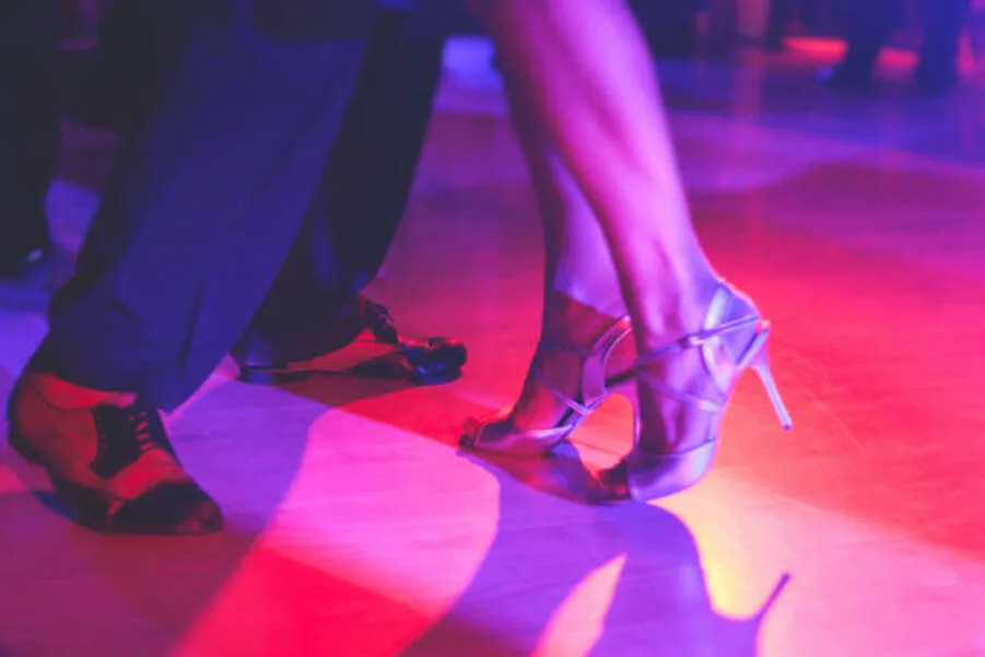 Los mejores lugares para bailar bachata en Nueva York un ritmo que une culturas (1)