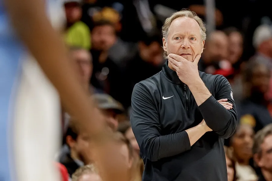 Entrenador queda fuera de la NBA: Los Suns despiden a Mike Budenholzer