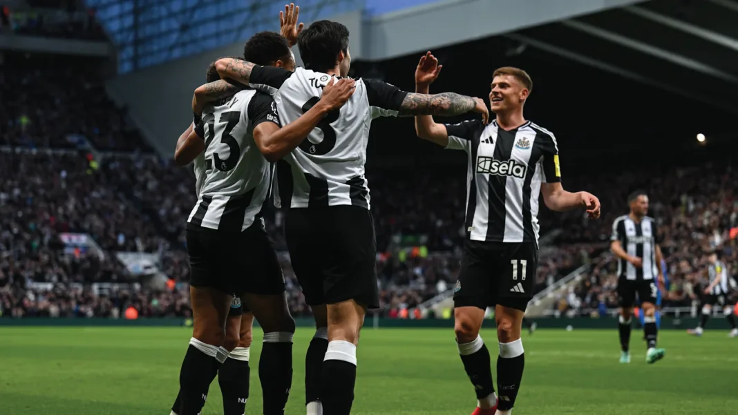 Newcastle desata la tormenta: 5-0 fulminante ante Crystal Palace en la Premier
