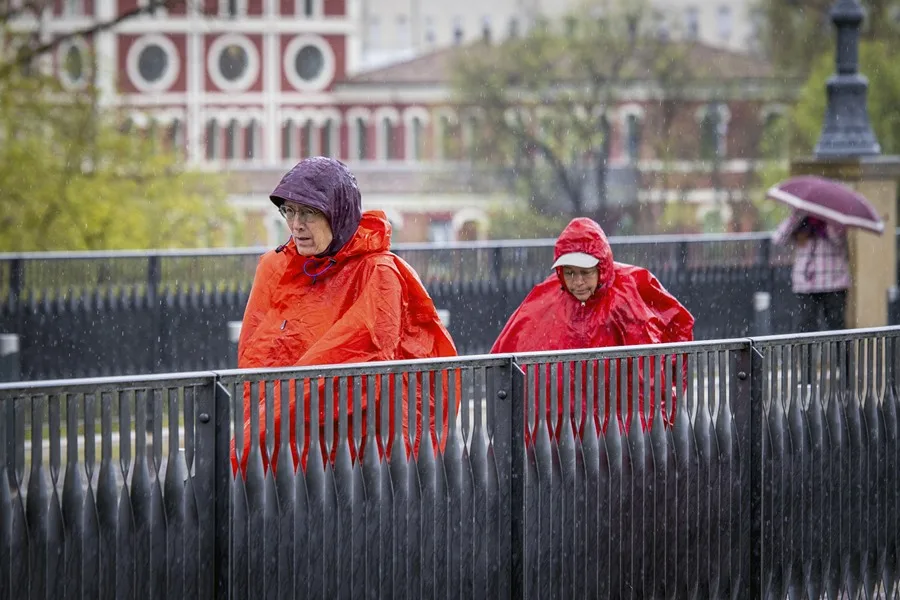 Lluvias extremas provocan inundaciones sin precedentes
