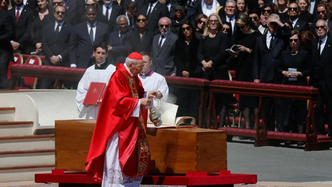 El papa Francisco es inhumado en la Basílica de Santa María la Mayor