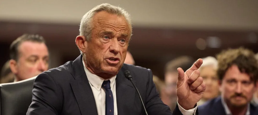¿Censura académica? RFK Jr. amenaza con prohibir a científicos publicar en revistas