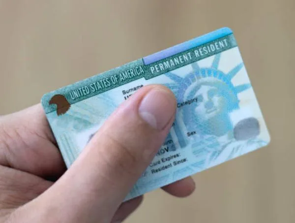 Calcula cuántos años debes vivir en EE.UU. con Green Card para ser ciudadano