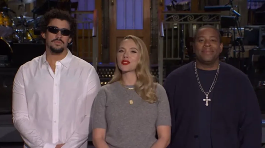 Bad Bunny en Saturday Night Live con Scarlett Johansson un cierre estelar de temporada