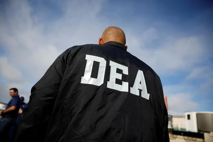 DEA alerta: cárteles mexicanos operan con redes globales para traficar fentanilo a EE.UU.