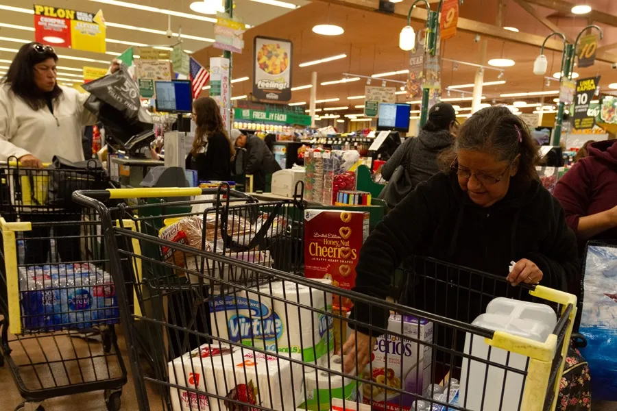 Inflación se estabiliza en EE.UU. sin efectos visibles por aranceles