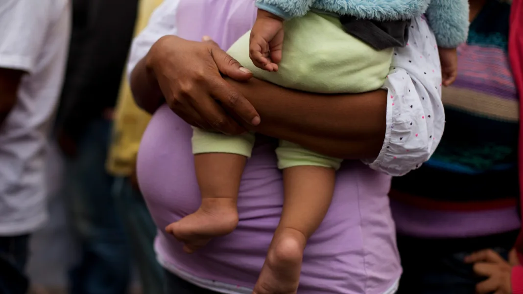 Inmigrante embarazada lleva su caso a la Corte para evitar deportación