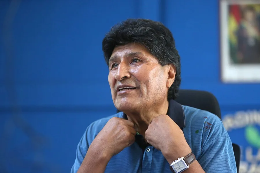 Juez de Bolivia resuelve mantener orden de captura de Evo Morales