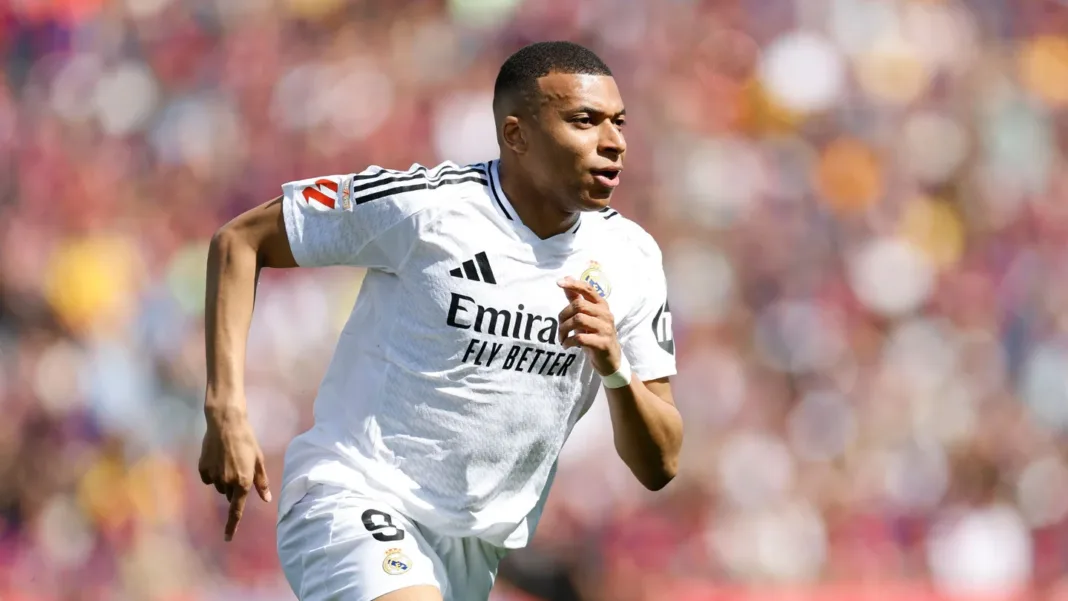 ¡Mbappé imparable!: Hat-trick histórico en partido contra el Barcelona