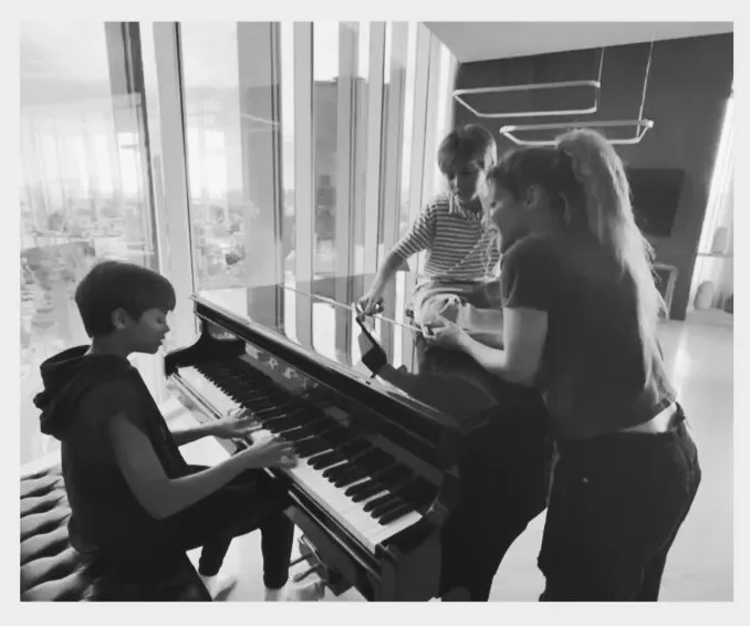El debut musical de los hijos de Shakira: ¿cómo reaccionó Piqué?