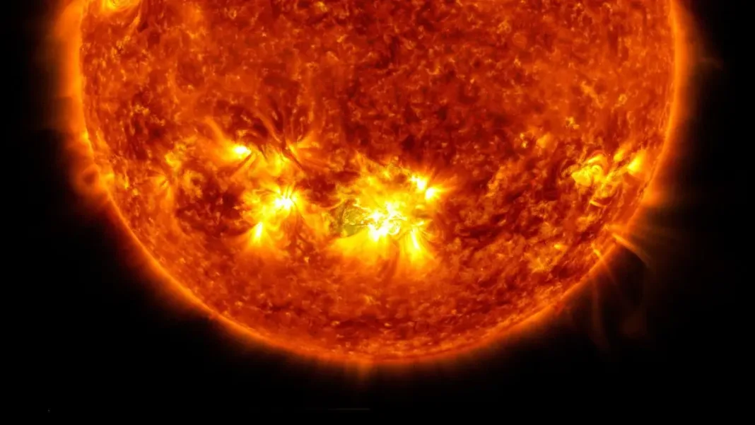 Tormenta solar histórica impacta cinco continentes