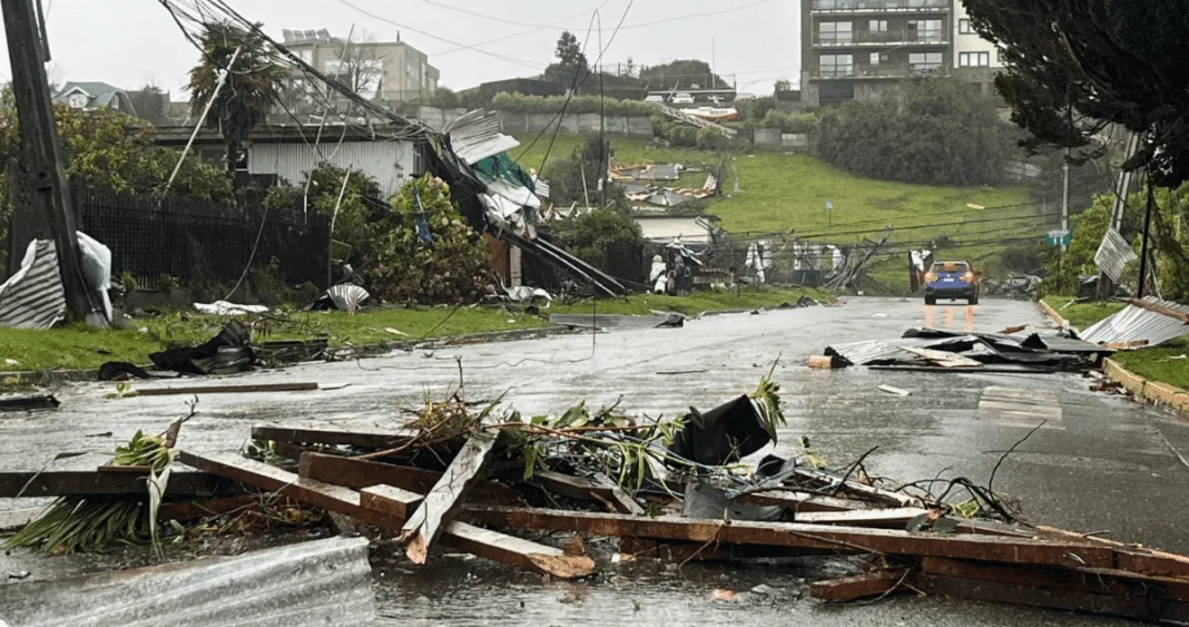 Tornado inesperado golpea Puerto Varas