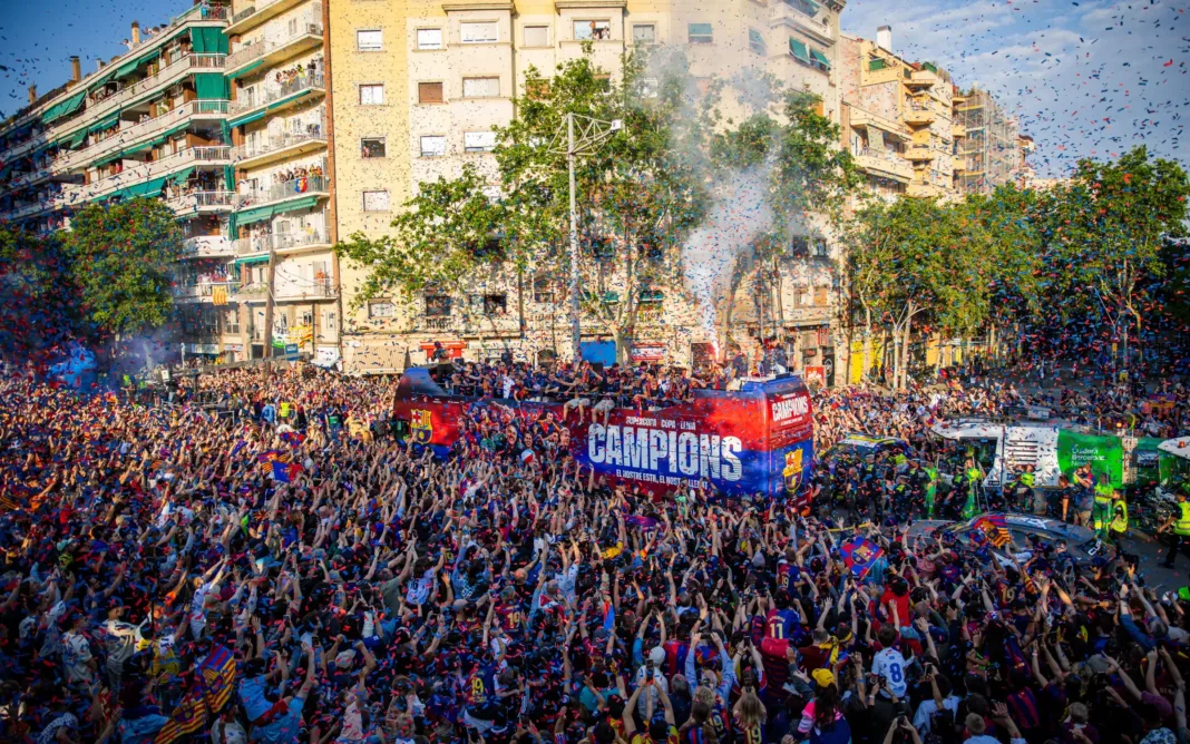 Todo sobre el festival de los campeones de España: La 'rúa' del Barcelona