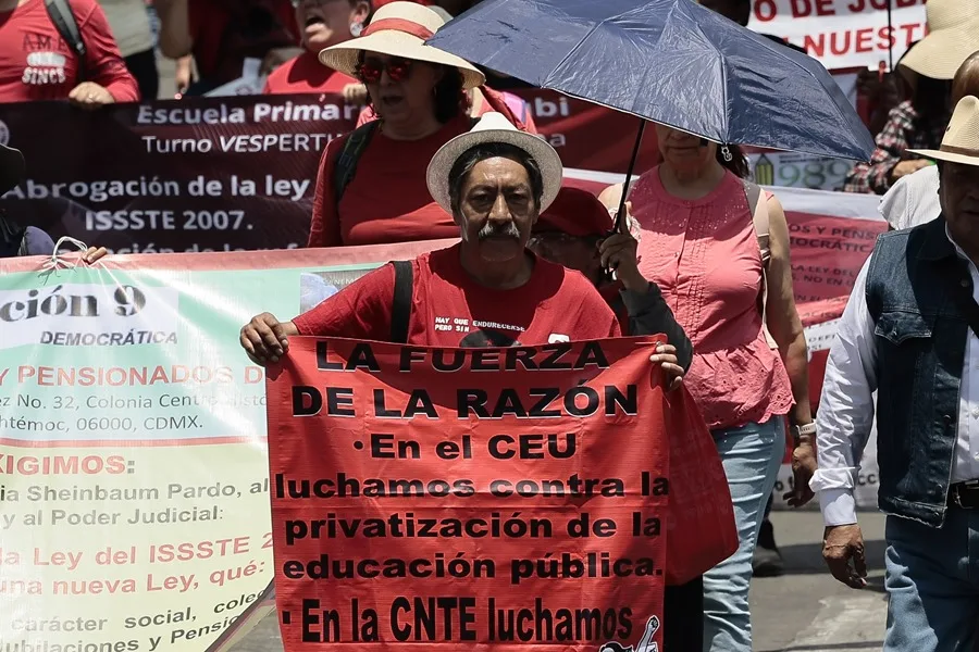 CNTE y Segob en desacuerdo: maestros amenazan con paro indefinido