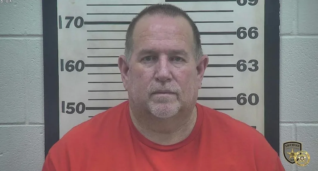 Jon Worrell hombre acusado de matar a su esposa y fugarse con la niñera a Costa Rica