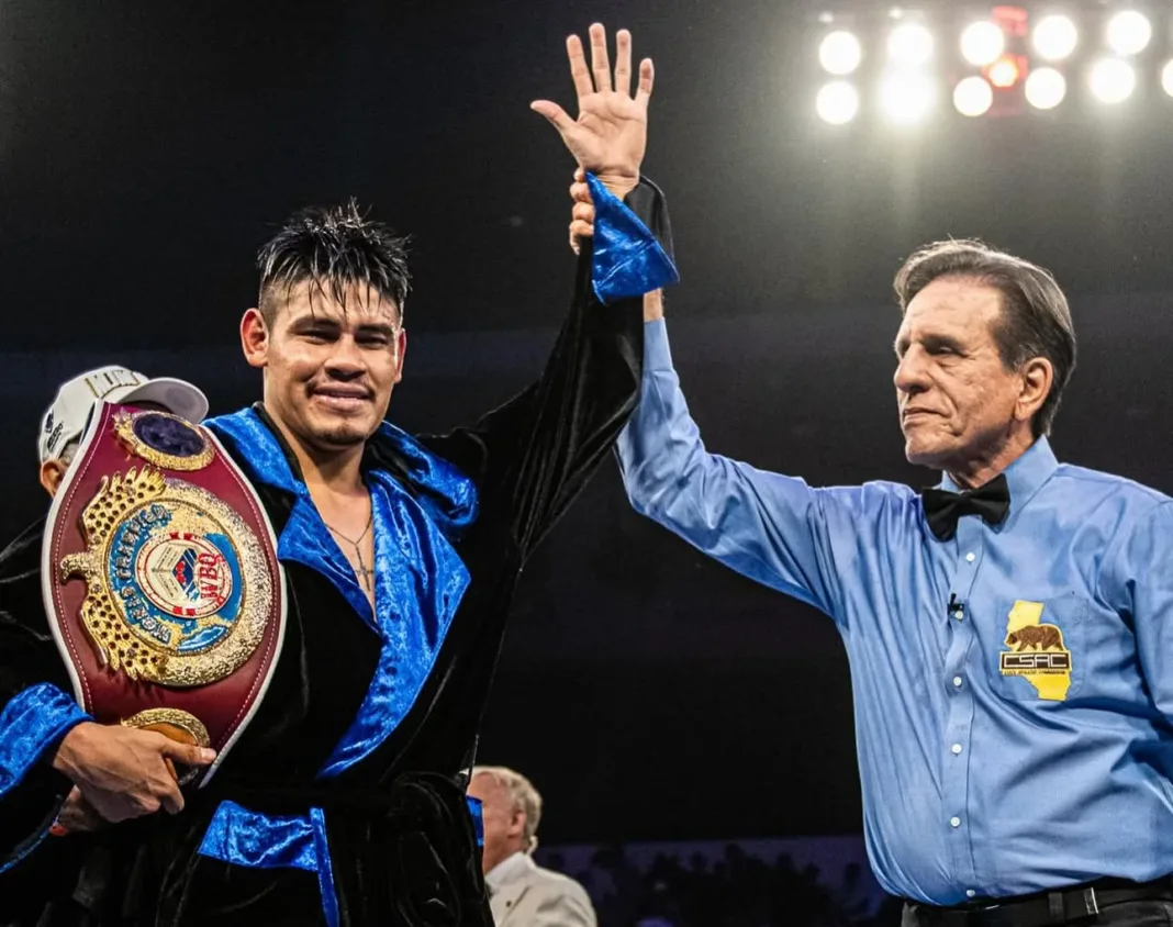 ¡Victoria para México!: Navarrete mantiene su corona tras vencer a Suárez