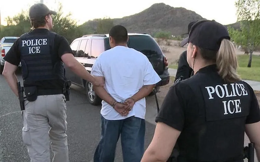 Activistas exigen que condene redadas de ICE