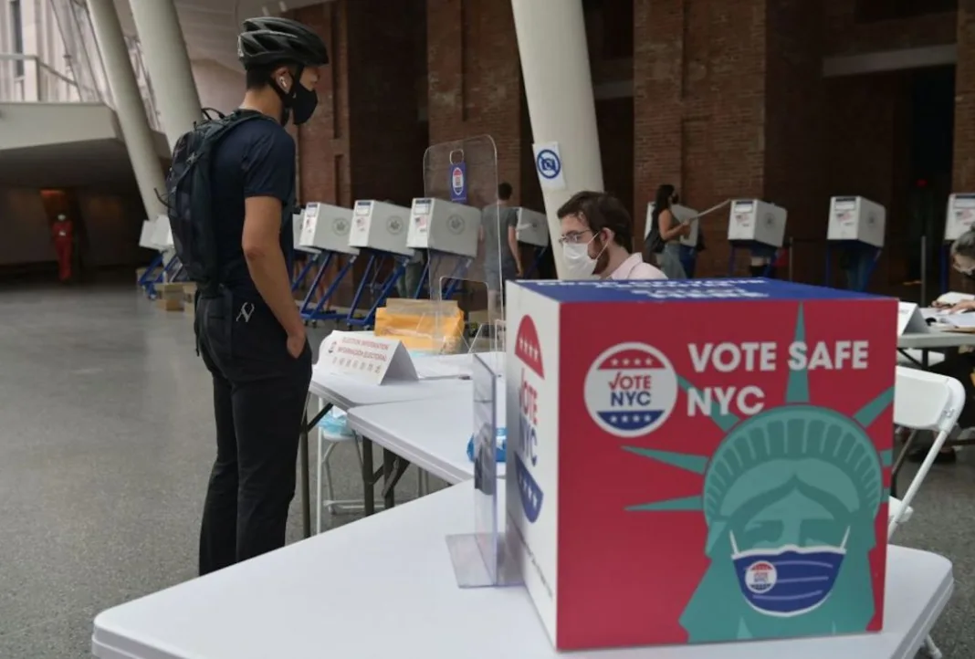 Arrancan primarias demócratas en Nueva York
