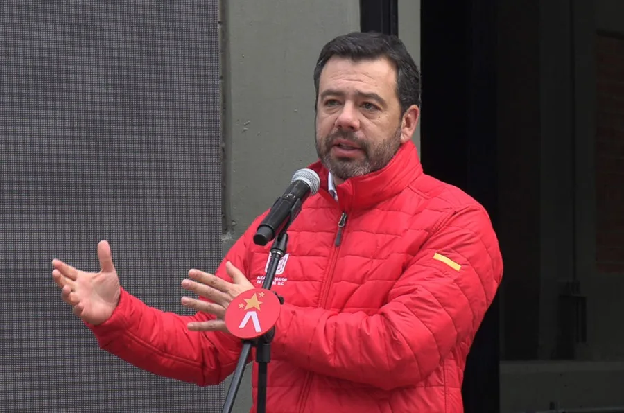 Temor en Bogotá: Hallan fotos del alcalde y la fiscal en celular de sicario
